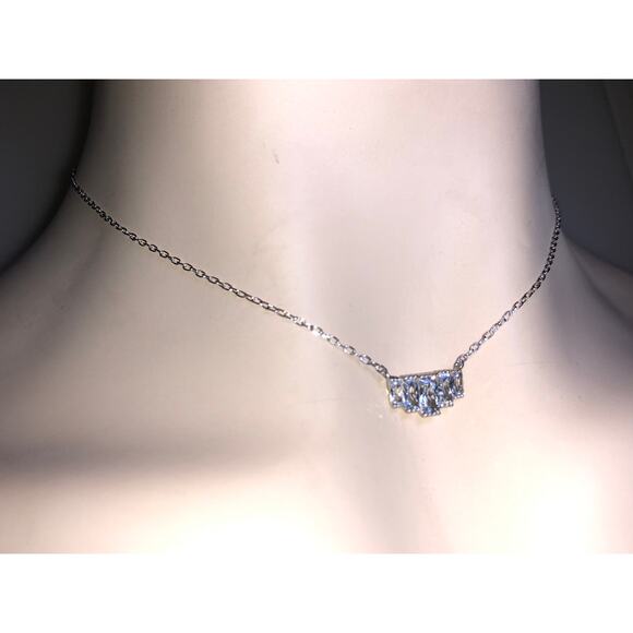 CHLOE + ISABEL pavé baguette crystal bar necklace - N068 - Picture 2 of 5